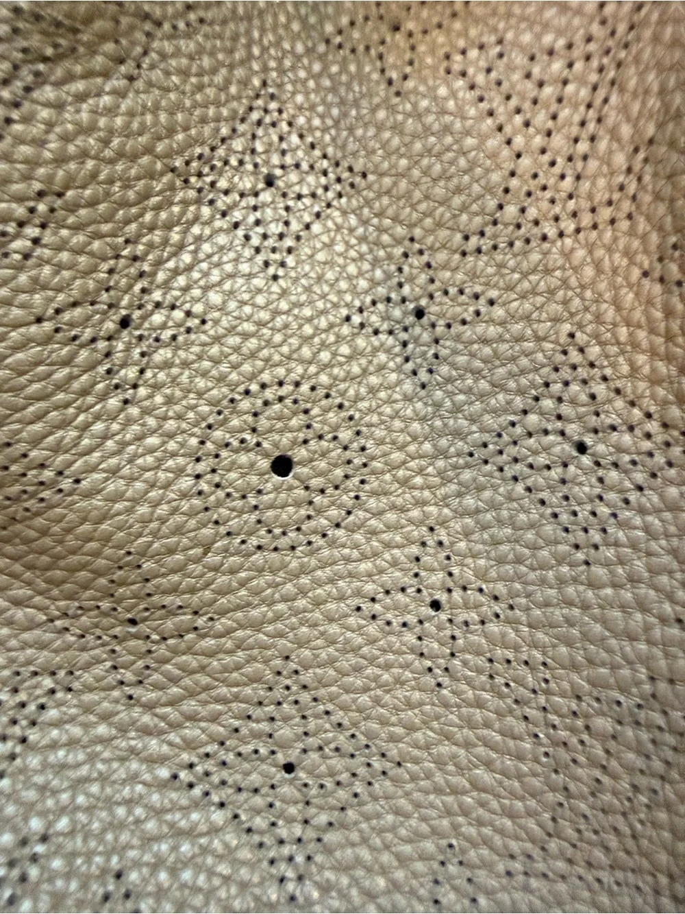 Louis Vuitton XL Mahina Gray/Gris Leather handbag 2008 Marc Jacob’s collection
